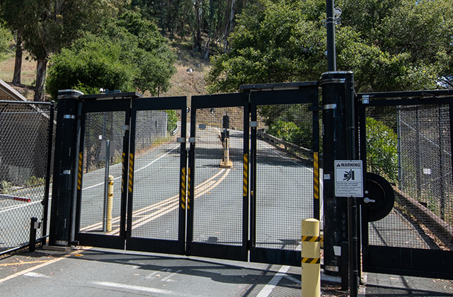 A picture of Grizzly Gate, one of three vehicle entrances to Berkeley Lab