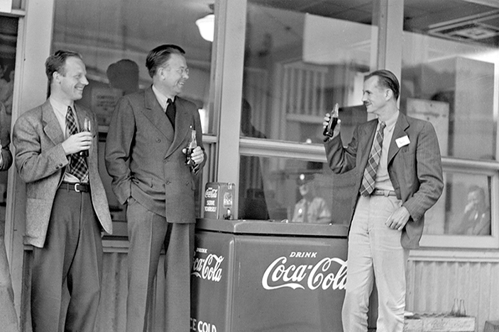 photo of EO Lawrence and Edwin M. McMillan enjoying a Coke