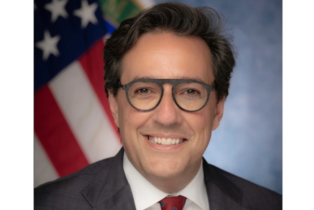 Headshot of DOE Under Secretary of Science Dario Gil